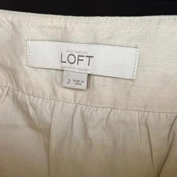 Ann Taylor Loft beige cotton lined skirt Size 2 - Picture 3 of 4